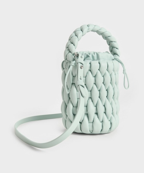 CHARLES & KEITH（チャールズ & キース）の「Bia ビア パッドテクスチャーバケットバッグ（ショルダーバッグ・レディース・セージグリーン/ベージュ/スミクロ・S）」の10枚目の写真