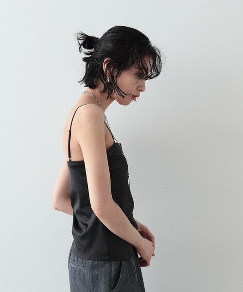 GALLEST（ギャレスト）の「◆カップ付きシャインベアトップ（Tシャツ/カットソー・レディース・ブロンズ/シルバー系その他/シルバー/ブラック・38）」の6枚目の写真