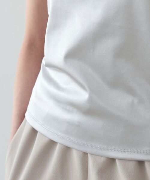 GALLEST（ギャレスト）の「◆カップ付きシャインベアトップ（Tシャツ/カットソー・レディース・ブロンズ/シルバー系その他/シルバー/ブラック・38）」の11枚目の写真