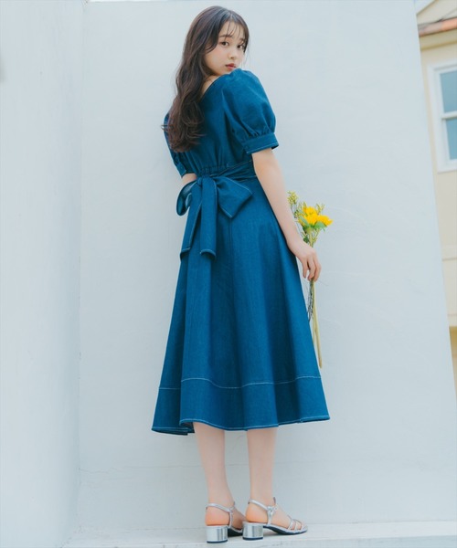WILLSELECTION(ウィルセレクション)の「デニムバックリボンワンピース(ワンピース・レディース・ブラック/オフホワイト/ネイビー・FREE)」の1枚目の写真