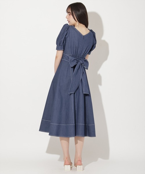 WILLSELECTION(ウィルセレクション)の「デニムバックリボンワンピース(ワンピース・レディース・ブラック/オフホワイト/ネイビー・FREE)」の4枚目の写真