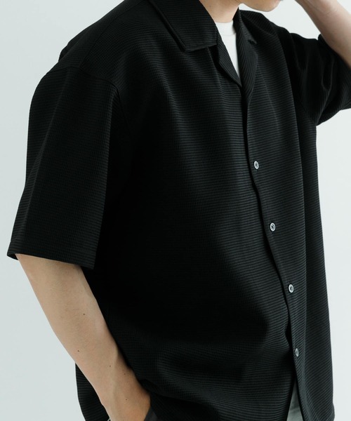 ITEMS URBANRESEARCH（アイテムズ アーバンリサーチ）の「ワッフル オープンカラー 半袖シャツ（シャツ/ブラウス・メンズ・ブラック/オフホワイト・MEDIUM/LARGE）」の16枚目の写真