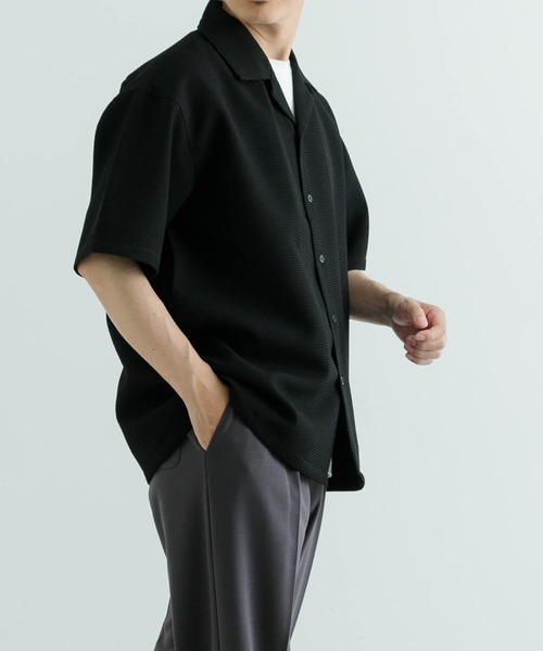 ITEMS URBANRESEARCH（アイテムズ アーバンリサーチ）の「ワッフル オープンカラー 半袖シャツ（シャツ/ブラウス・メンズ・ブラック/オフホワイト・MEDIUM/LARGE）」の19枚目の写真