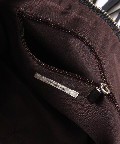 Rouge vif（ルージュヴィフ）の「フリンジクラッチ（クラッチバッグ・レディース・ブラック・FREE）」の6枚目の写真