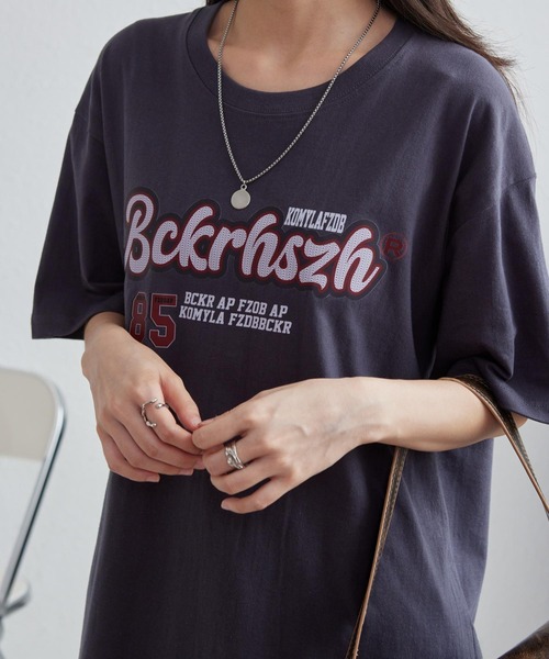 MAISON DE THERESE(メゾン ド テレーズ)の「綿100%オーバーサイズロゴプリントTシャツ(Tシャツ/カットソー・レディース・ブラック/ワイン/ライトベージュ/ベージュ/グレー/ホワイト・M/L)」の4枚目の写真