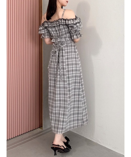 dazzlin（ダズリン）の「2WAYギャザーフリルドッキング