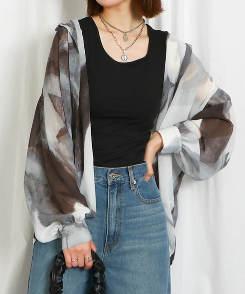 GORGE(ゴージ)の「インナー付き柄シャツ(シャツ/ブラウス・レディース・ブラウン/ブラック・F)」の5枚目の写真