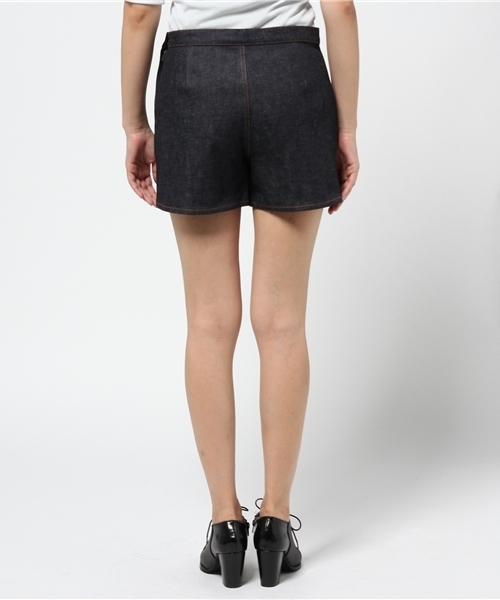 Sheta（シータ）の「セルヴィッチラップショートパンツ（デニムパンツ・レディース・インディゴブルー・0/1）」の4枚目の写真