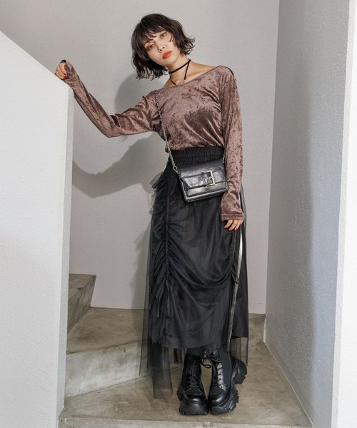 PAGEBOY(ページボーイ)の「ベロアチュールロングスリーブ(Tシャツ/カットソー・レディース・ブラウン/ブラック/ターコイズブルー/オフホワイト・FREE)」の16枚目の写真