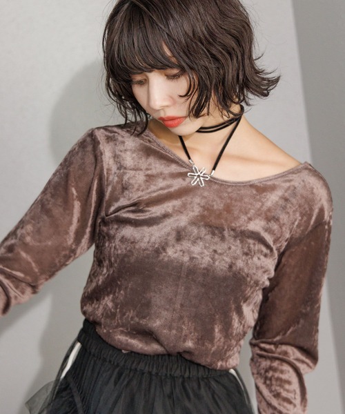 PAGEBOY(ページボーイ)の「ベロアチュールロングスリーブ(Tシャツ/カットソー・レディース・ブラウン/ブラック/ターコイズブルー/オフホワイト・FREE)」の21枚目の写真