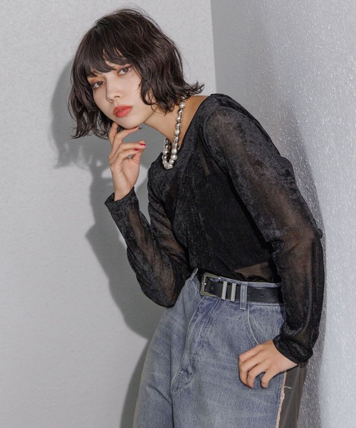 PAGEBOY(ページボーイ)の「ベロアチュールロングスリーブ(Tシャツ/カットソー・レディース・ブラウン/ブラック/ターコイズブルー/オフホワイト・FREE)」の13枚目の写真