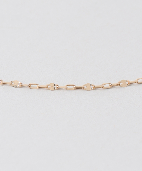 Lilasトゥインクルチェーンネックレス Lilas（リラ）の「トゥインクルYチェーンネックレス K10