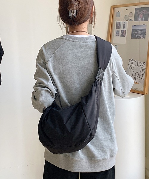 WEGO（ウィゴー）の「WEGO/【新色追加！】人気NO.1 ハーフムーンショルダー（ショルダーバッグ・レディース・アイボリー/ブラック・FREE）」の8枚目の写真