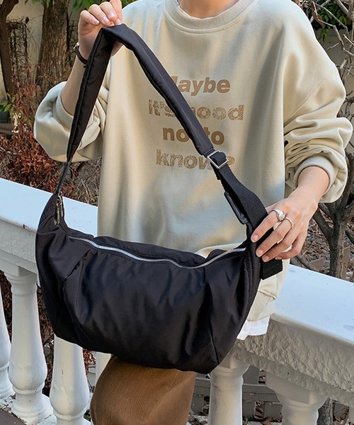 WEGO（ウィゴー）の「WEGO/【新色追加！】人気NO.1 ハーフムーンショルダー（ショルダーバッグ・レディース・アイボリー/ブラック・FREE）」の12枚目の写真