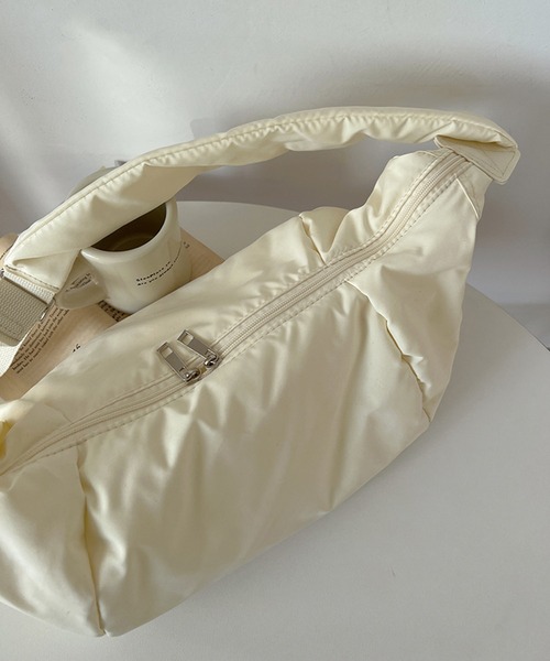 WEGO（ウィゴー）の「WEGO/【新色追加！】人気NO.1 ハーフムーンショルダー（ショルダーバッグ・レディース・アイボリー/ブラック・FREE）」の14枚目の写真