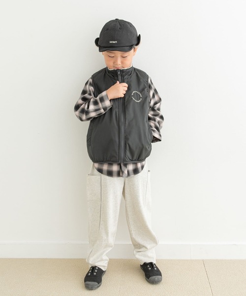 URBAN RESEARCH DOORS（アーバンリサーチドアーズ）の「リバーシブルボアベスト(KIDS)（ベスト・キッズ・グリーン系その他/グレー系その他・105/120/135）」の9枚目の写真