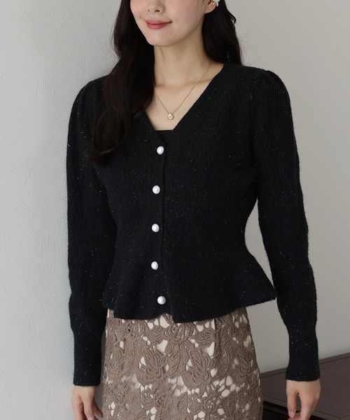 BLUEEAST（ブルーイースト）の「《新色追加》ペプラムニットカーディガン（ニット/セーター・レディース・ブラック/ホワイト/イエロー/ベージュ/ピンク/チャコールグレー/ブラウン・MEDIUM）」の14枚目の写真