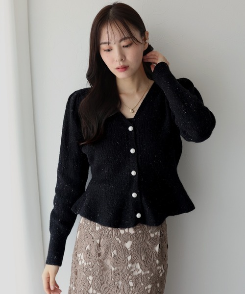 BLUEEAST（ブルーイースト）の「《新色追加》ペプラムニットカーディガン（ニット/セーター・レディース・ブラック/ホワイト/イエロー/ベージュ/ピンク/チャコールグレー/ブラウン・MEDIUM）」の15枚目の写真