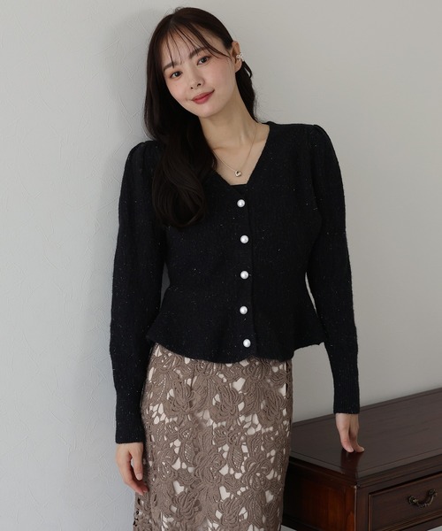 BLUEEAST（ブルーイースト）の「《新色追加》ペプラムニットカーディガン（ニット/セーター・レディース・ブラック/ホワイト/イエロー/ベージュ/ピンク/チャコールグレー/ブラウン・MEDIUM）」の17枚目の写真