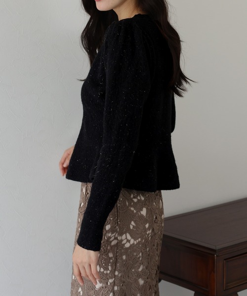 BLUEEAST（ブルーイースト）の「《新色追加》ペプラムニットカーディガン（ニット/セーター・レディース・ブラック/ホワイト/イエロー/ベージュ/ピンク/チャコールグレー/ブラウン・MEDIUM）」の18枚目の写真