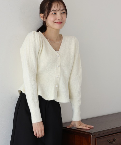 BLUEEAST（ブルーイースト）の「《新色追加》ペプラムニットカーディガン（ニット/セーター・レディース・ブラック/ホワイト/イエロー/ベージュ/ピンク/チャコールグレー/ブラウン・MEDIUM）」の10枚目の写真