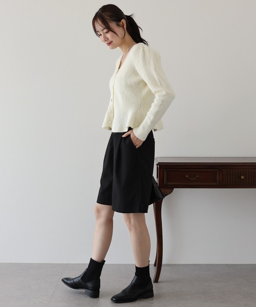 BLUEEAST（ブルーイースト）の「《新色追加》ペプラムニットカーディガン（ニット/セーター・レディース・ブラック/ホワイト/イエロー/ベージュ/ピンク/チャコールグレー/ブラウン・MEDIUM）」の13枚目の写真