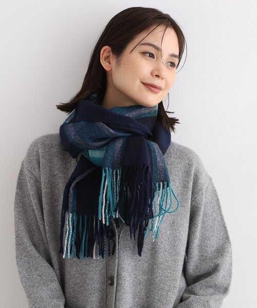 INDIVI（インディヴィ）の「◆【洗える／チェック柄】ウォッシャブルウールストール（ストール/ショール・レディース・ベージュ系1/ネイビー系1/ライトグリーン・00）」の8枚目の写真
