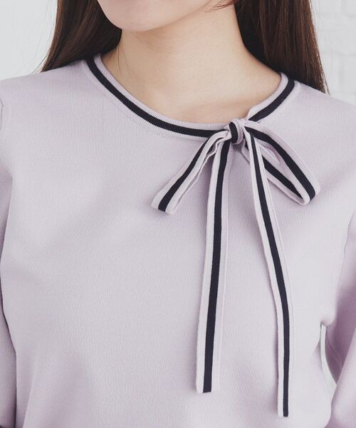 index（インデックス）の「バイカラーボウタイプルニット【洗濯機洗い可】（ニット/セーター・レディース・オフホワイト/ブラック/パープル・36/38/40/42）」の19枚目の写真