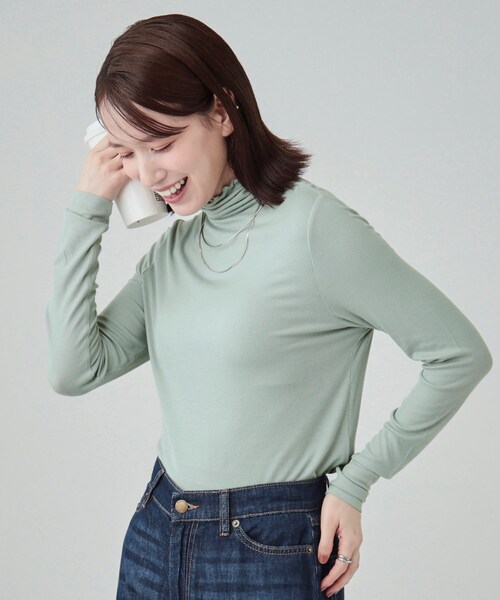 DRESKIP（ドレスキップ）の「◆【高レビュー】なめらかとろみインナータートル（Tシャツ/カットソー・レディース・ホワイト系5/オフホワイト/ブラック/ライトオレンジ系/ライトブルー/ライトグレー/グリーン系・04/02/03）」の5枚目の写真