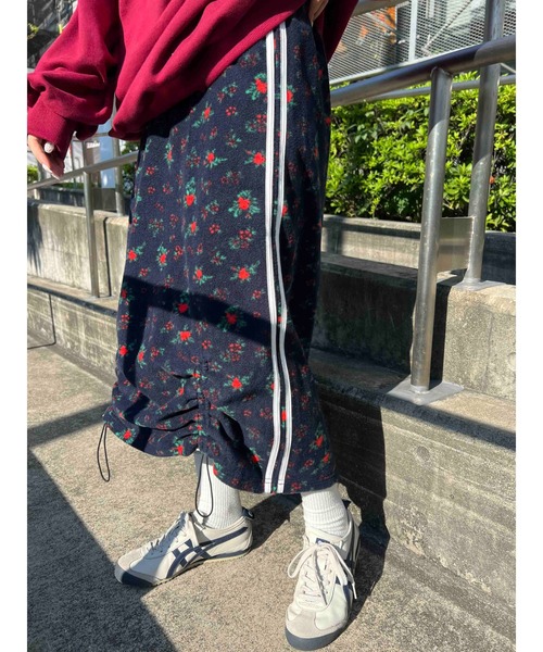 WC（ダブル シー）の「リトルフラワー2ラインフリーススカート（スカート・レディース・ブラウン/ネイビー・FREE）」の19枚目の写真