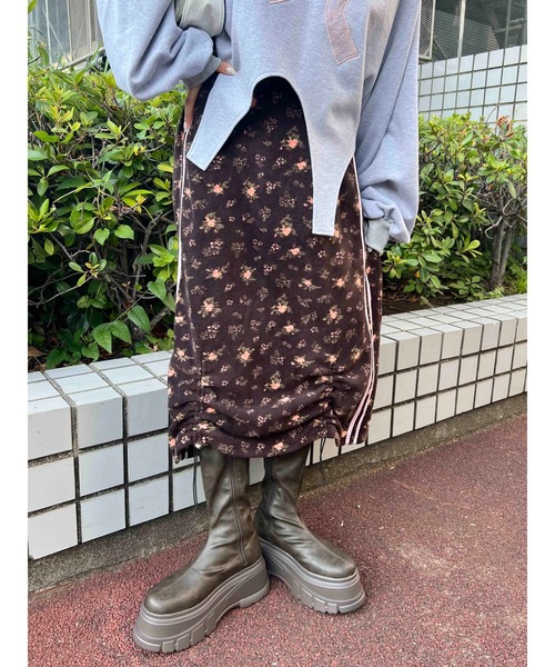 WC（ダブル シー）の「リトルフラワー2ラインフリーススカート（スカート・レディース・ブラウン/ネイビー・FREE）」の5枚目の写真