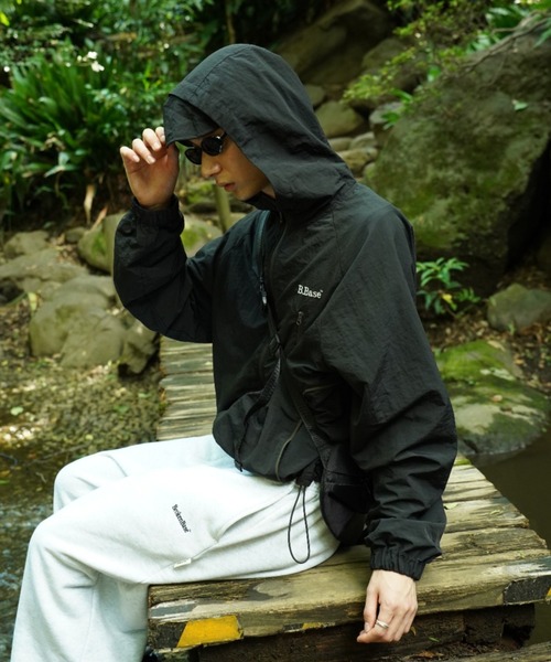 パイピングナイロンフーディー（マウンテンパーカー）｜BROKEN BASE