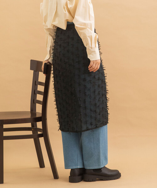 POU DOU DOU(プードゥドゥ)の「チュールリボンシフォンレイヤードラップスカート(スカート・レディース・オフホワイト/ブラック・M)」の12枚目の写真