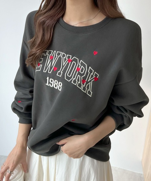 Futier land(フューティアランド)の「この絶妙なハート間が大人っぽ~い◎カレッジロゴハート刺繍プルオーバー(スウェット・レディース・チャコールグレー/杢グレー・FREE)」の7枚目の写真