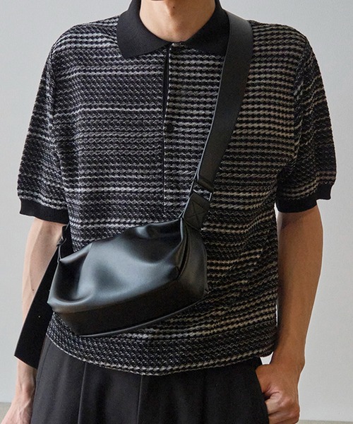 ☾DarkMoon★　ボストン型バッグ（M）　肩に優しいショルダー紐×3 HARF MOON SHOULDER BAG - Small/ハーフムーンショルダーバッグ