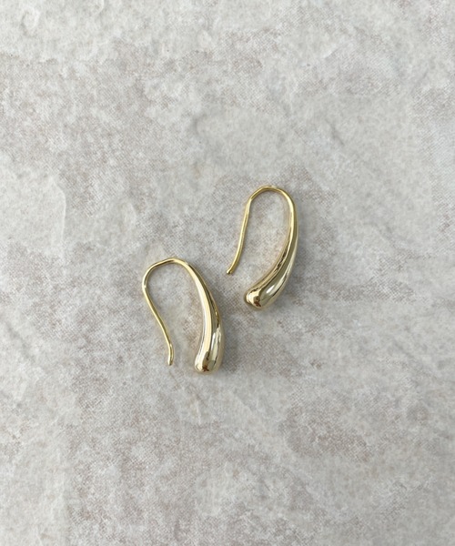 ciite'(シーテ)の「ドロップモチーフ フックピアス (両耳用)(ピアス(両耳用)・レディース・シルバー/ゴールド・FREE)」の4枚目の写真