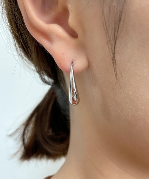 ciite'(シーテ)の「ドロップモチーフ フックピアス (両耳用)(ピアス(両耳用)・レディース・シルバー/ゴールド・FREE)」の8枚目の写真