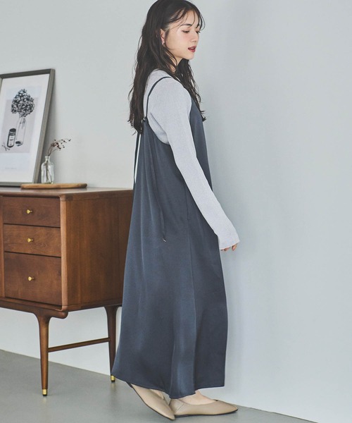 mil(ミル)の「【150㎝前後の小柄さんサイズ】マットサテンキャミワンピース(ワンピース・レディース・カーキ/モカ/チャコールグレー・S/XS)」の6枚目の写真