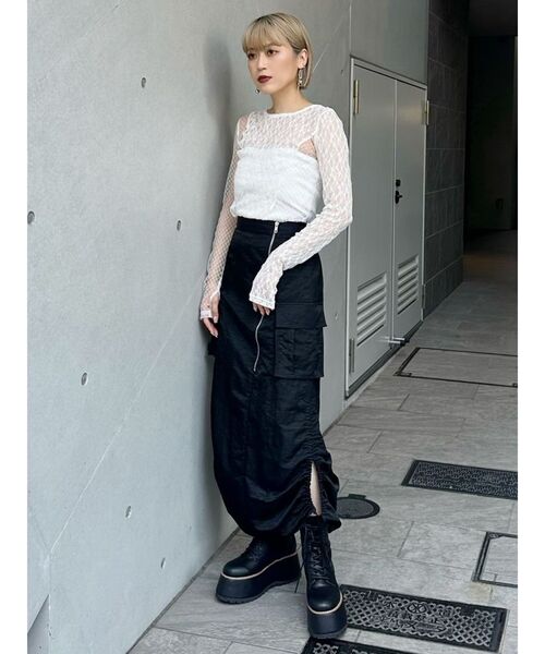 MURUA（ムルーア）の「シャイニーカーゴマキシスカート（スカート・レディース・カーキ/ブラック/ライトグレー・2/1）」の13枚目の写真