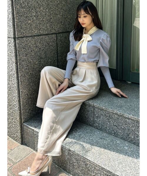 RESEXXY（リゼクシー）の「ボウタイニットトップス（ニット/セーター・レディース・ブラック/ブルー/ベージュ・FREE）」の8枚目の写真