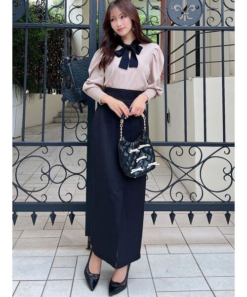 RESEXXY（リゼクシー）の「ボウタイニットトップス（ニット/セーター・レディース・ブラック/ブルー/ベージュ・FREE）」の21枚目の写真