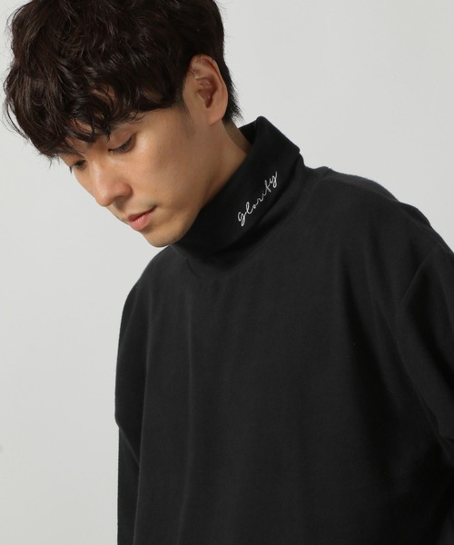 LAKOLE(ラコレ)の「タートルネック刺繍T / 204477(Tシャツ/カットソー・メンズ・ブルー/ブラック/ホワイト・MEDIUM/LARGE)」の2枚目の写真