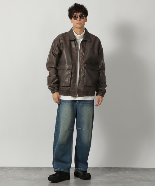 LAKOLE(ラコレ)の「タートルネック刺繍T / 204477(Tシャツ/カットソー・メンズ・ブルー/ブラック/ホワイト・MEDIUM/LARGE)」の4枚目の写真