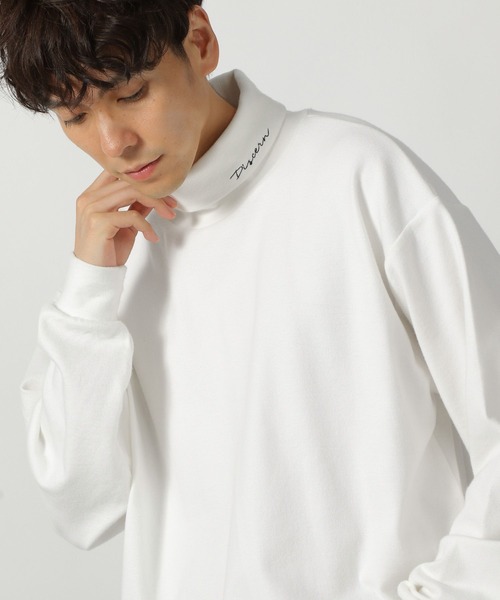 LAKOLE(ラコレ)の「タートルネック刺繍T / 204477(Tシャツ/カットソー・メンズ・ブルー/ブラック/ホワイト・MEDIUM/LARGE)」の5枚目の写真