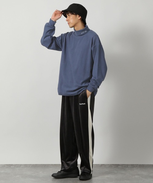 LAKOLE(ラコレ)の「タートルネック刺繍T / 204477(Tシャツ/カットソー・メンズ・ブルー/ブラック/ホワイト・MEDIUM/LARGE)」の9枚目の写真