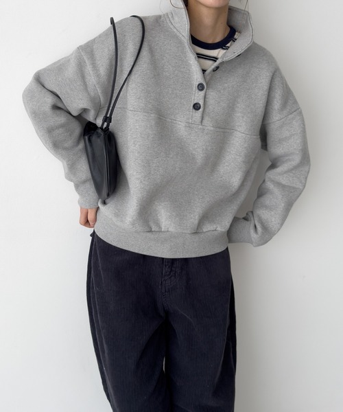 CANAL JEAN(キャナルジーン)の「El mar スタンドヘンリーネックトレーナー 裏起毛(スウェット・レディース・オートミール/グレー・ONE SIZE)」の2枚目の写真