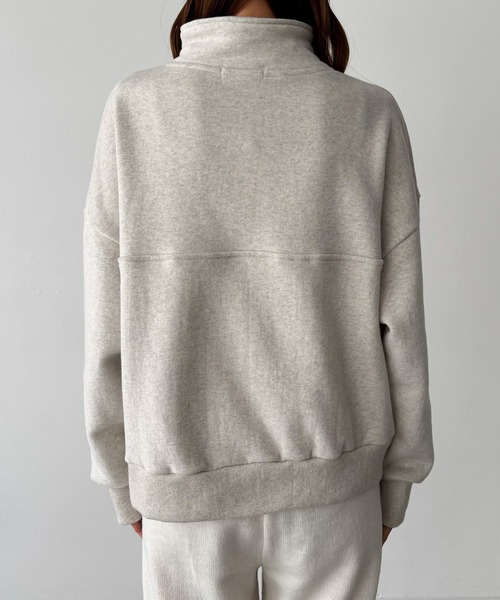 CANAL JEAN(キャナルジーン)の「El mar スタンドヘンリーネックトレーナー 裏起毛(スウェット・レディース・オートミール/グレー・ONE SIZE)」の5枚目の写真