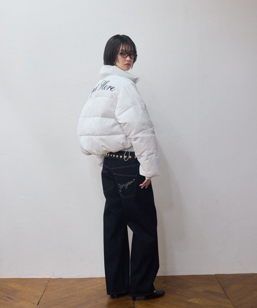 Smyeon（スミョン）の「Logo rhinestone denim/ロゴラインストーン 