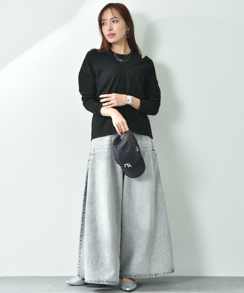 INTERPLANET（インタープラネット）の「サイドタックデニムワイドパンツ（デニムパンツ・レディース・ブルー/グレー・FREE）」の4枚目の写真