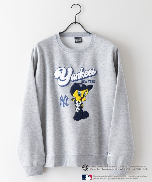 MLB(メジャーリーグベースボール)の「【Looney Tunes × MLB】 オリジナルデザイン 裏起毛クルーネックスウェット(スウェット・メンズ・グレー系その他/ブラック系その他2/グレー系その他3/ブラック系その他/ベージュ系その他2/ホワイト系その他3・MEDIUM/X-LARGE/LARGE)」の16枚目の写真